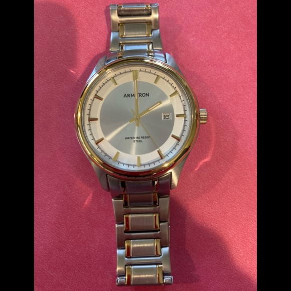 NWOT ARMITRON MENS TWO TONE ROUND DIAL WATCH DATE WINDOW - Picture 2 of 11